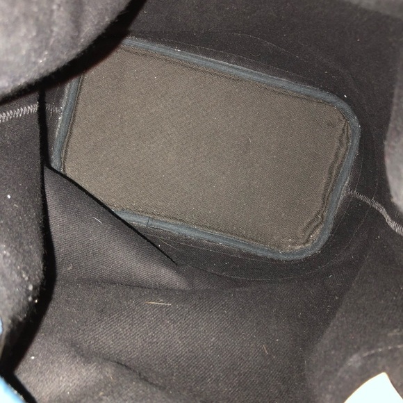 Dooney & Bourke vintage blue denim bucket bag navy leather trim unlined - Picture 3 of 12